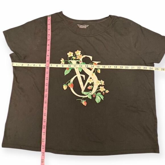 VICTORIA’S SECRET Women’s Black Floral VS Logo Short Sleeve T-Shirt Size XXL / 2 - Picture 4 of 4